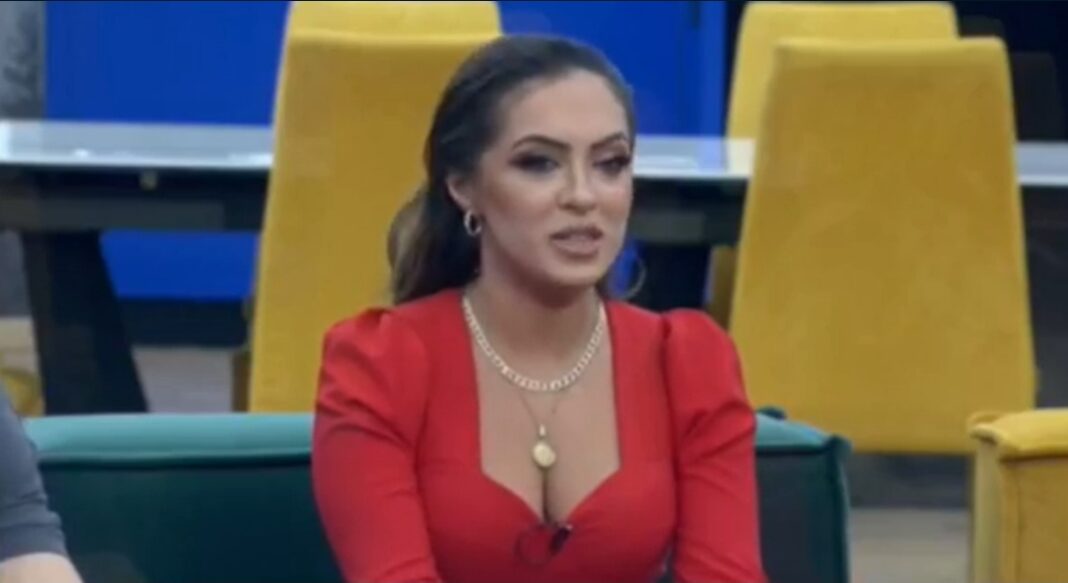“kam-pastruar-shtepi-bashke-me-mamin-kur-ishim-keq-ekonomikisht”,-rrefimi-prekes-nga-egzona