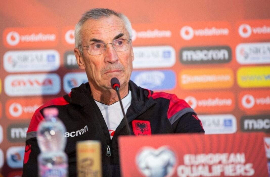 reja-flet-per-atmosferen-brenda-ekipit-te-kombetares-se-shqiperise