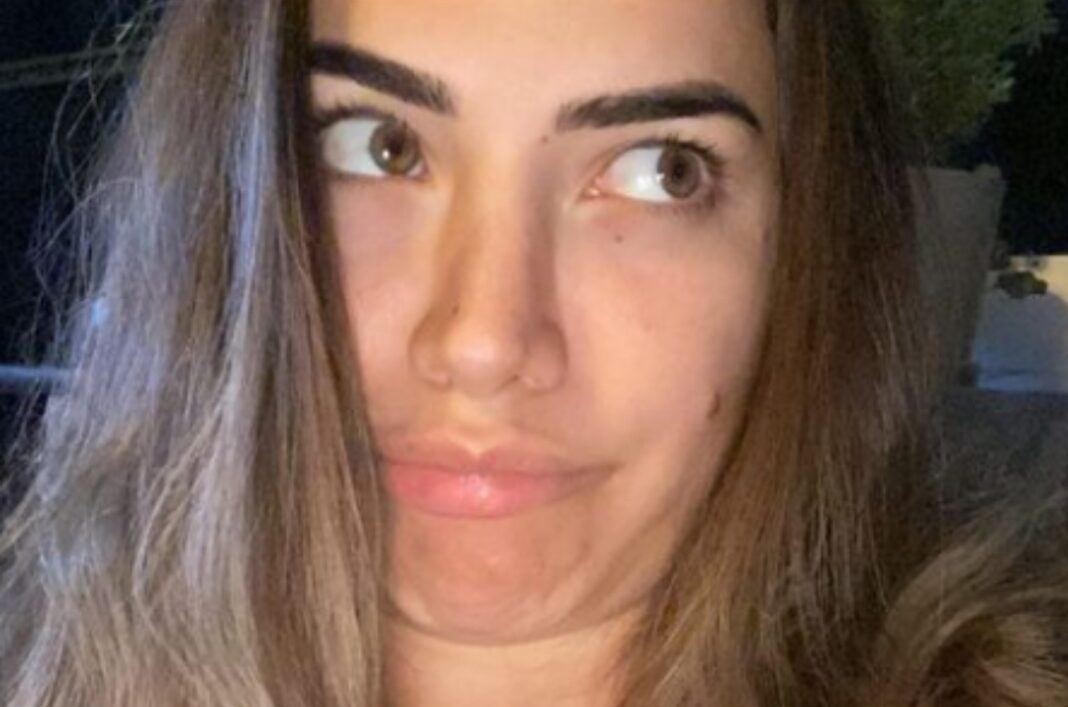 ne-kete-imazh-sara-nuk-po-duket-aspak-mire