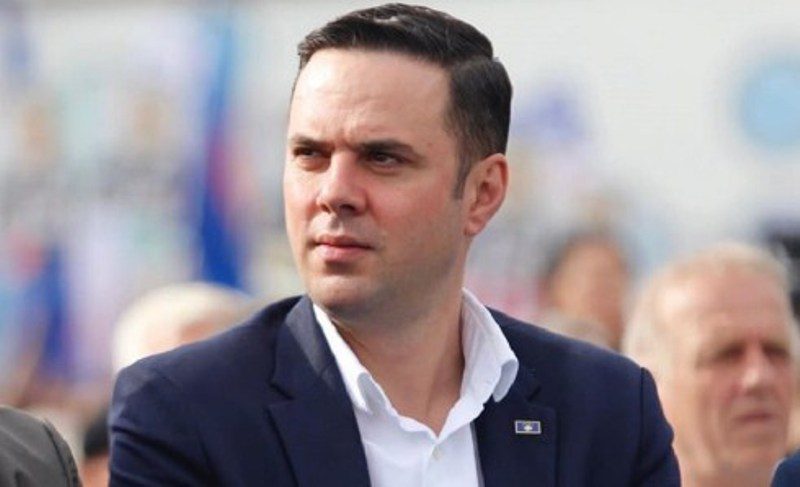 abdixhiku-reagon:-cmimet-e-produkteve-ushqimore-po-rriten,-qeveria-kurti-vazhdon-te-jete-vetem-spektatore